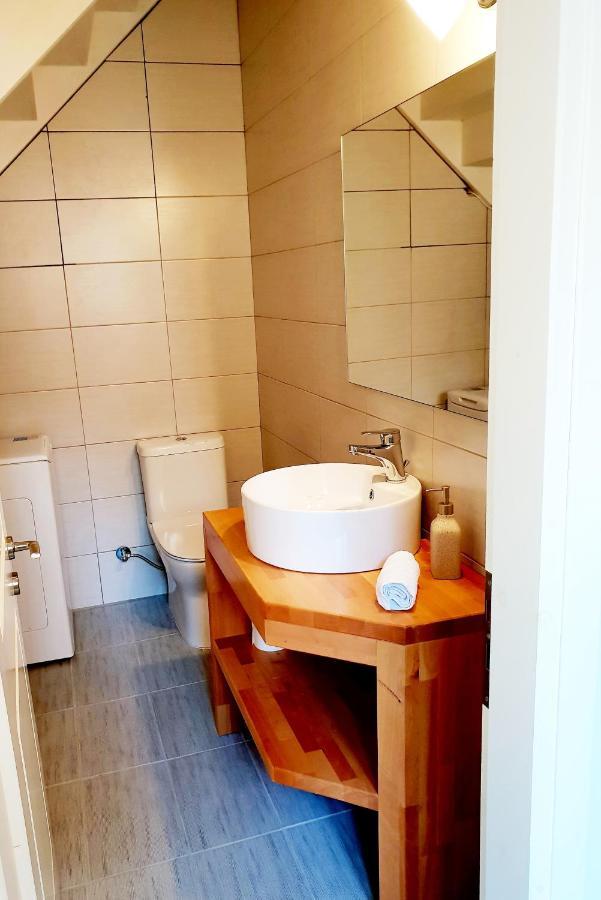 Reiki Apartments Ereikoussa 외부 사진