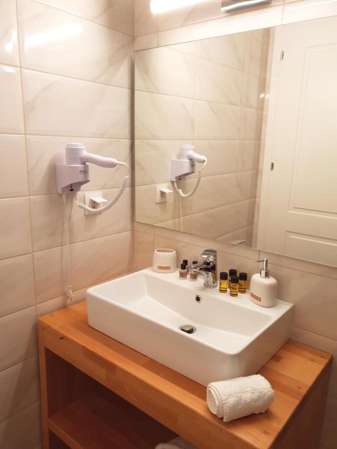 Reiki Apartments Ereikoussa 외부 사진