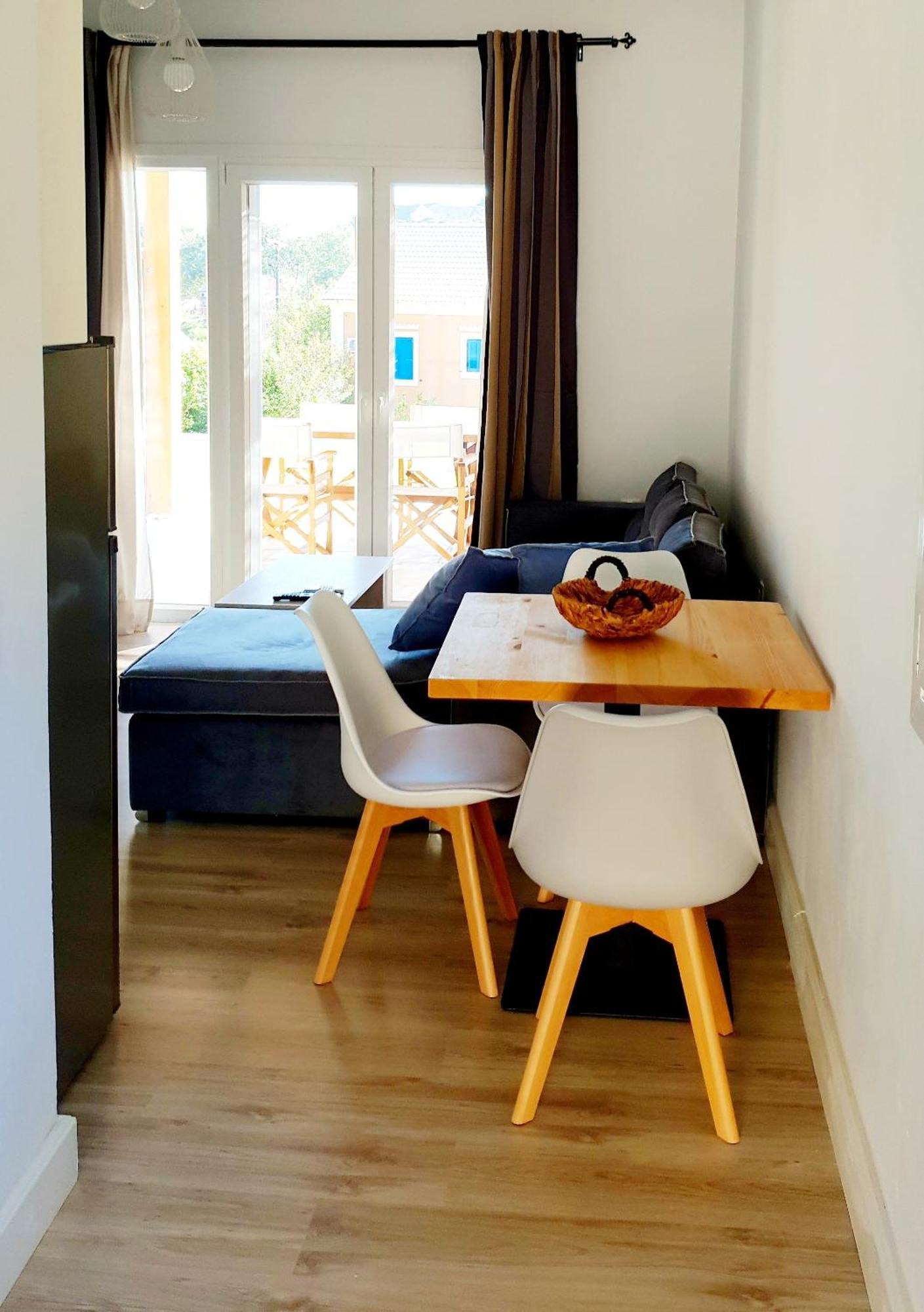 Reiki Apartments Ereikoussa 외부 사진